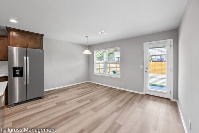 Building Photo - 4/2/2 Home in Sand Springs | MOVE IN SPECIAL!