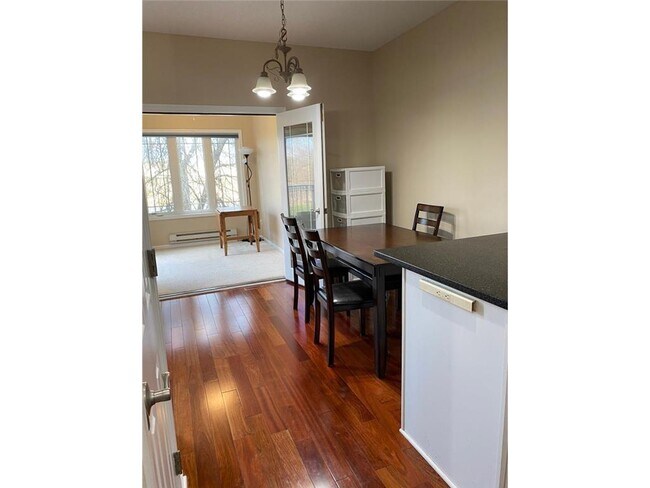 Building Photo - 5030 Archer Ln N