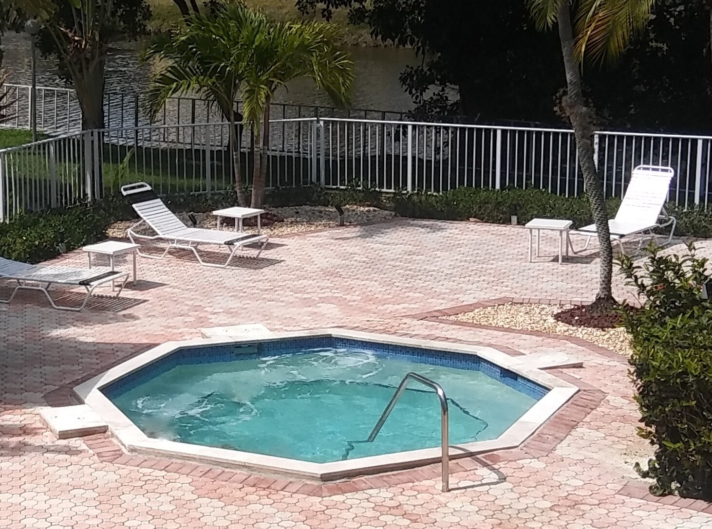 heated jacuzzi - 7787 SW 86th St