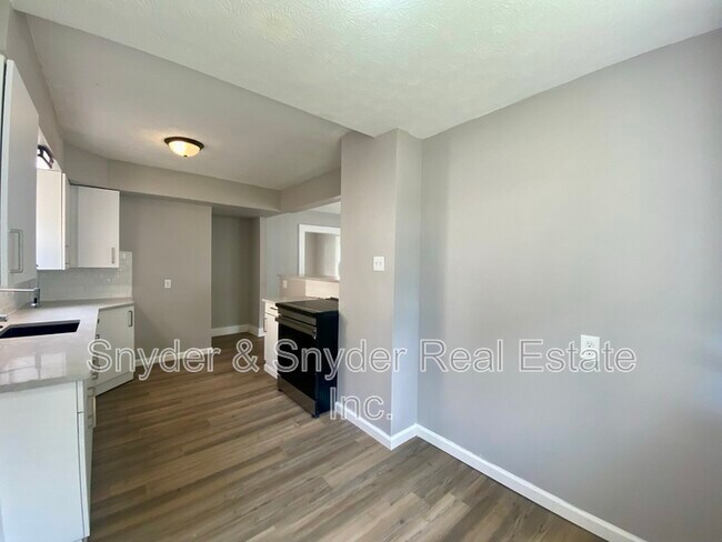 Building Photo - 1062 Pitkin Ave