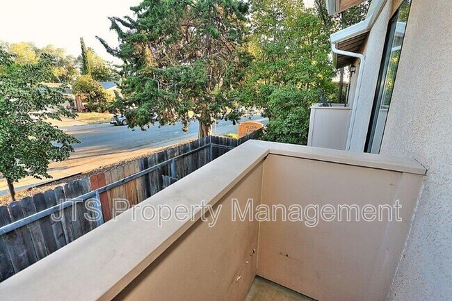 Building Photo - 5820 Alorn Ln