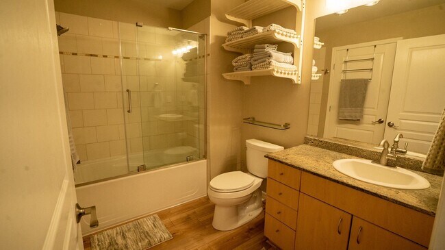 Building Photo - Elevate Your Lifestyle: Luxurious North-Facing Residence with Stunning Courtyard Views