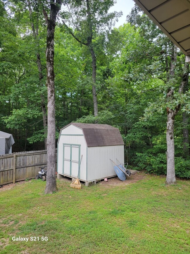 Building Photo - 6259 Osage Rd