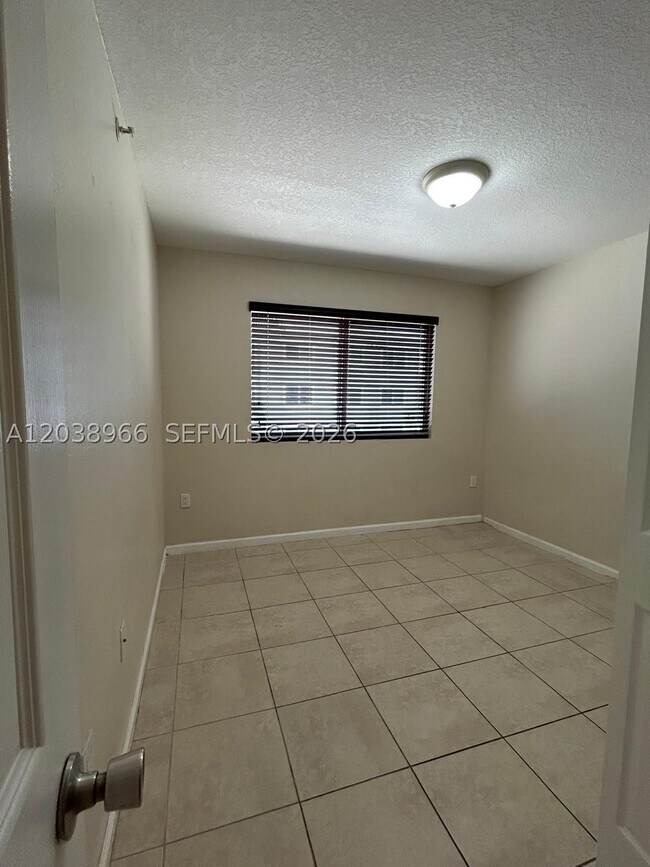 Building Photo - 15460 SW 284th St