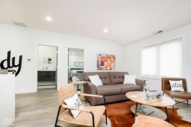 Building Photo - 1309 Jefferson Ave