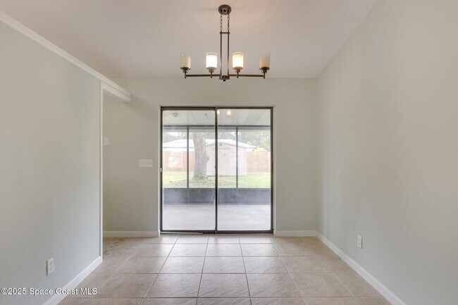 Building Photo - 1198 Altamira St NW