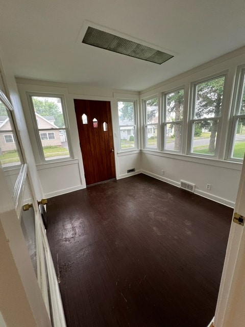 Building Photo - 1411 Fincke Ave