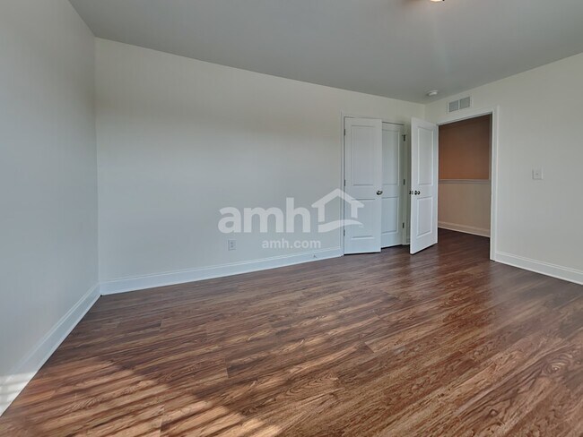 Building Photo - 112 Garrison Grove Court
