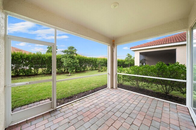Building Photo - Georgous 3 bedrooms 2 bathroom Villa in Linsford Fort Myers