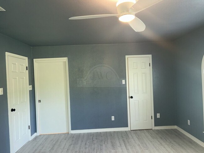 Building Photo - 2807 Brinegar Rd