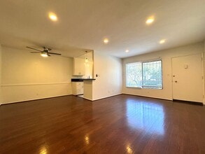 Building Photo - ONE MONTH FREE! Spacious 1 Bedroom in West Hollywood