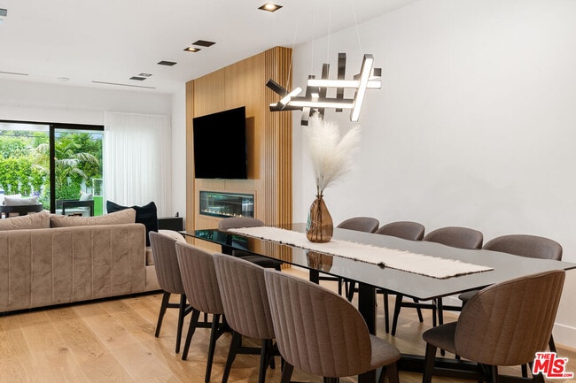 Building Photo - 23283 Erwin St