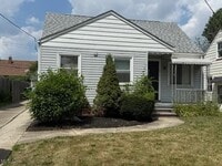 Building Photo - 15513 Rockside Rd