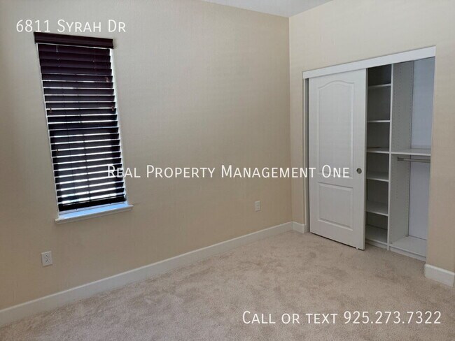 Building Photo - 6811 Syrah Dr