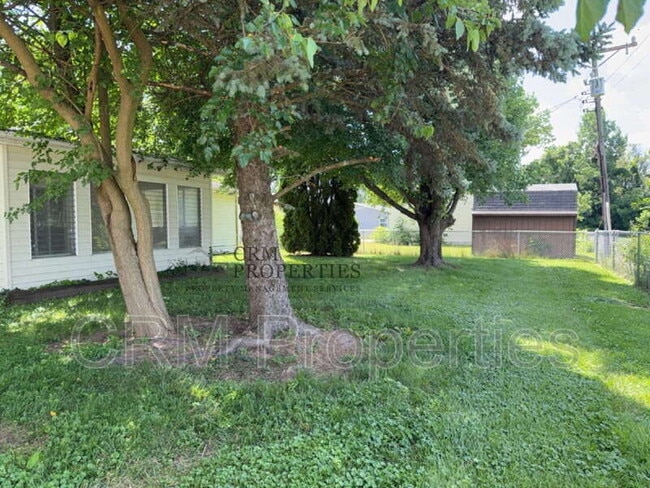 Building Photo - 5801 Peshewa Ct