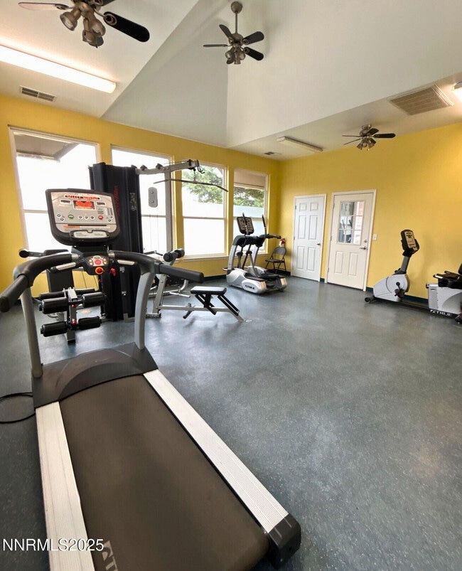 Building Photo - 200 Talus Way