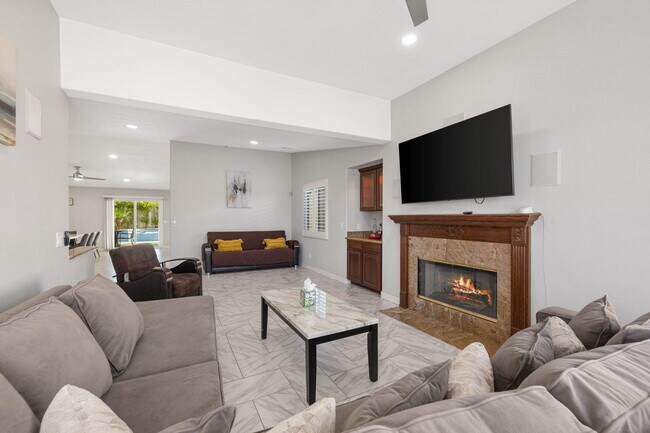 Building Photo - 31115 Whispering Palms Trail