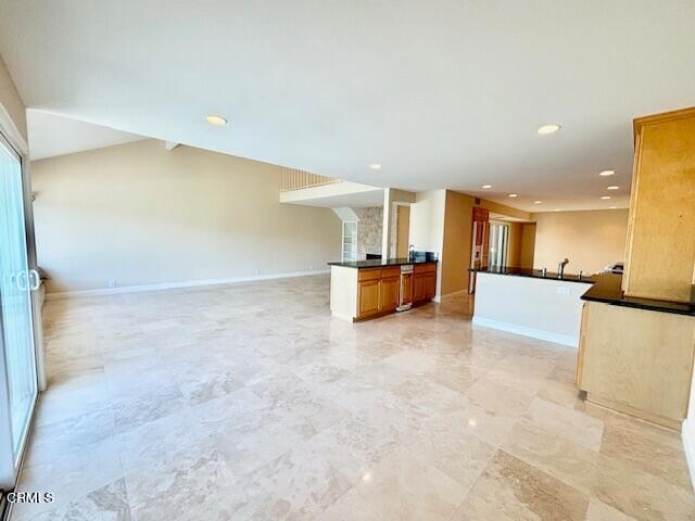 Building Photo - 2204 Kingsbridge Ln