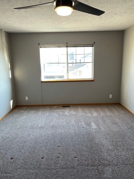 Building Photo - 6705 Milan Dr