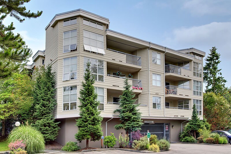 Building Photo - 424 102nd Ave SE