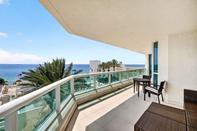 Building Photo - 101 S Fort Lauderdale Beach Blvd
