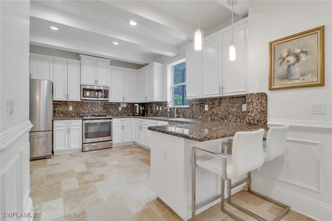 Building Photo - 10213 S Silver Palm Dr