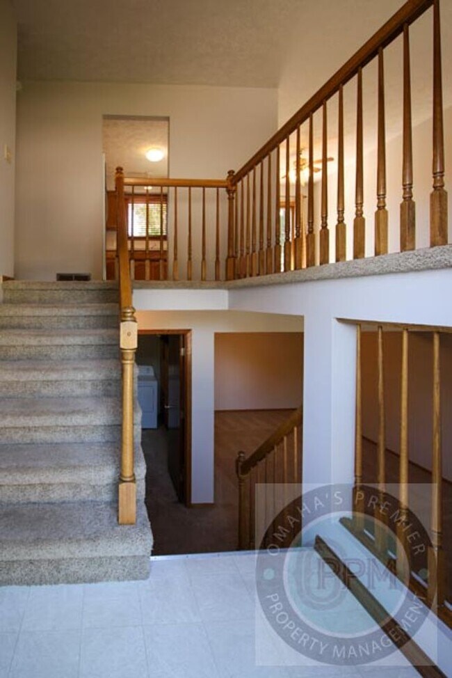 Building Photo - Cul-de-Sac Comfort! 3-Bed Omaha Home with ...
