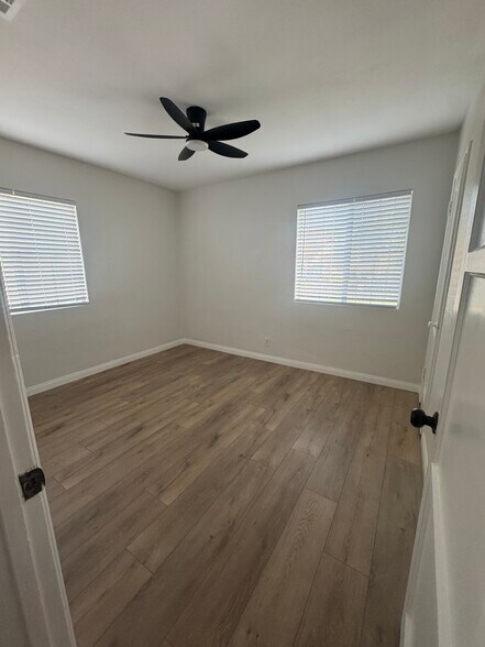 Building Photo - 11816 Arlee Ave