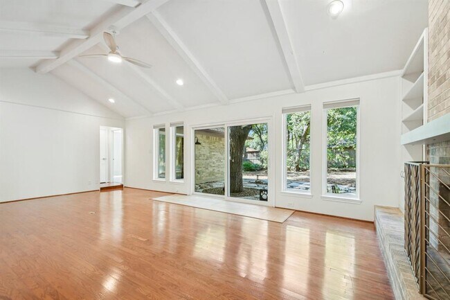Building Photo - 2505 Comburg Castle Way