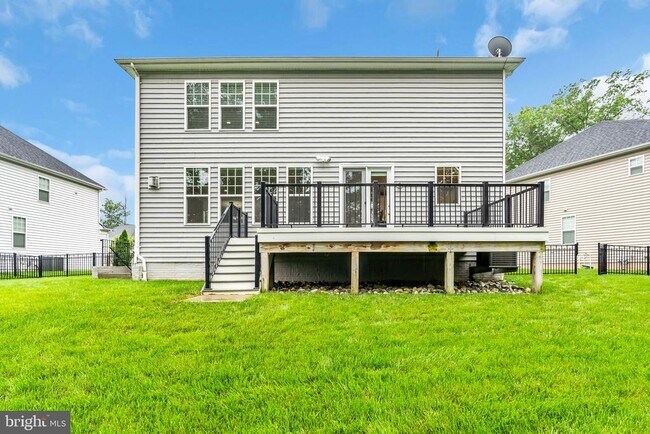 Building Photo - 40578 Sculpin Ct