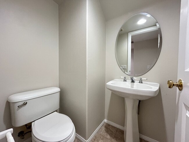Building Photo - 2834 Ballesteros Ln