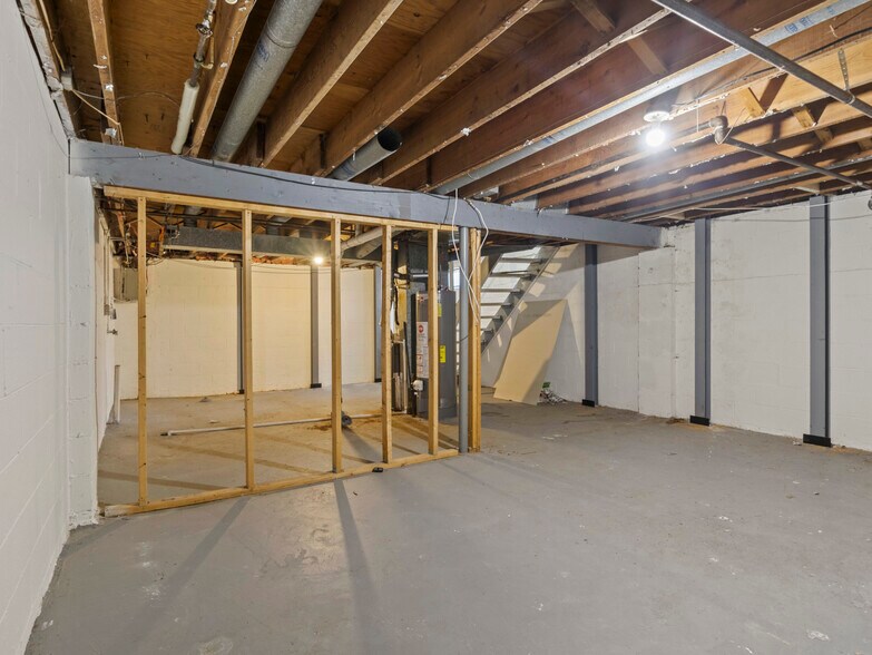 Building Photo - 3027-3029 Rotunda Ct S