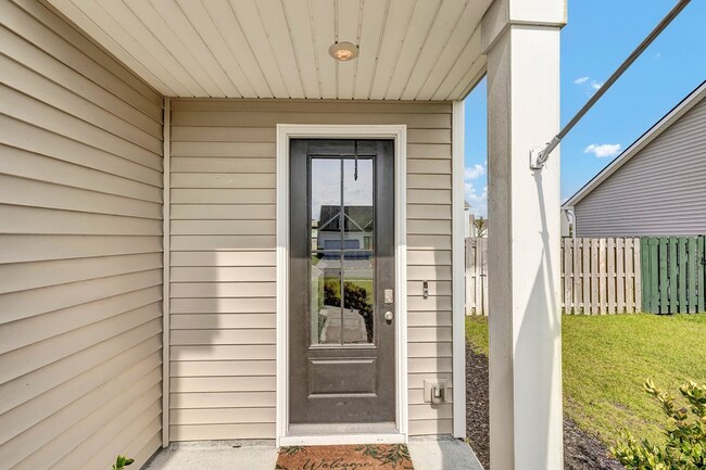 Building Photo - Ways Station Golf course community in Richmond Hill Plantation - 4 Bed/2.5 Bath