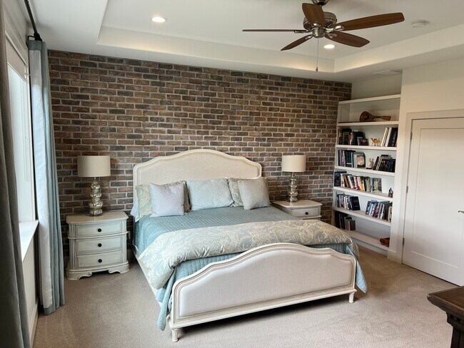 Building Photo - 129 S 700 E