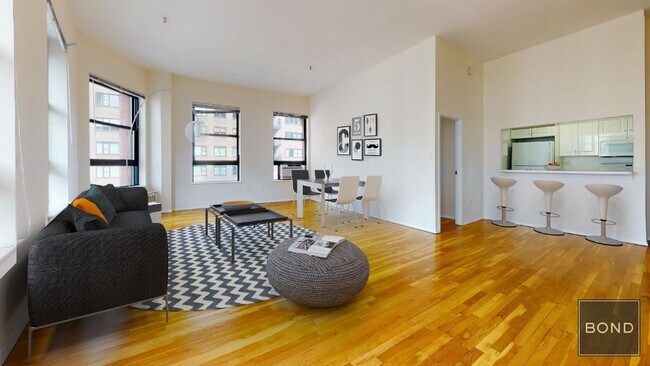 Primary Photo - 1 Astor Pl