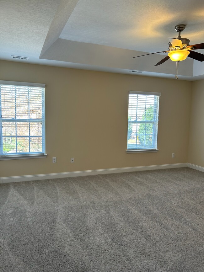 Building Photo - 2444 Glyncastle Way