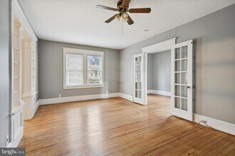 Building Photo - 407 N Broadway