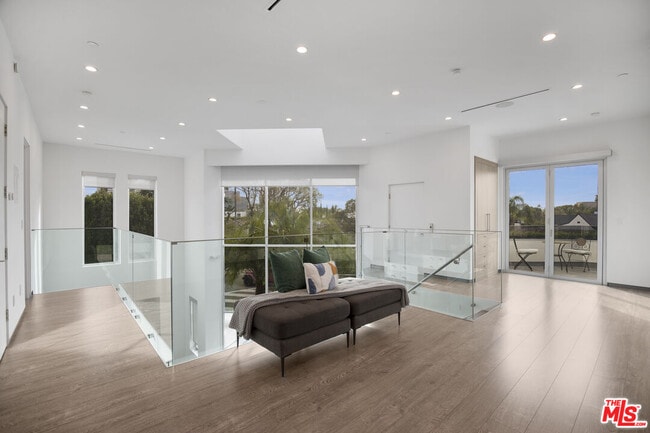 Building Photo - 6379 Colgate Ave