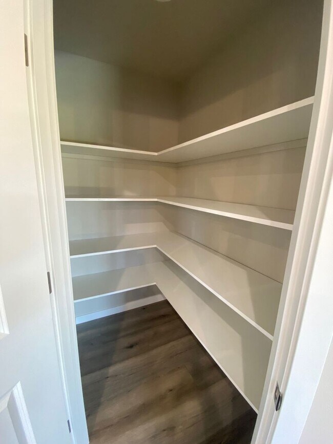 Building Photo - Brand New House in Winston! 1 Year Lease Required