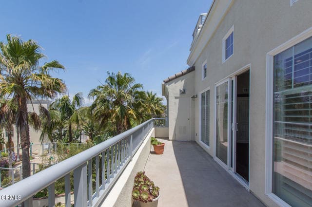 Building Photo - 4390 Tradewinds Dr