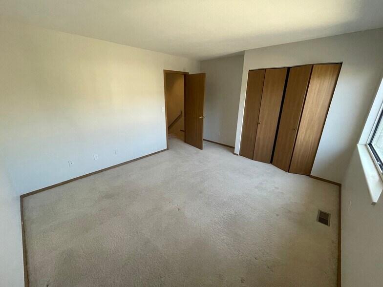 Building Photo - 7476 E Arkansas Ave