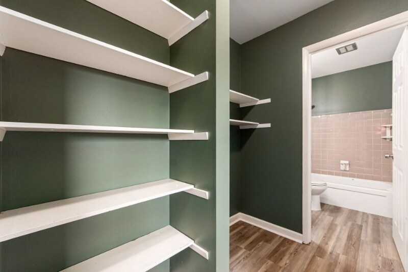 Building Photo - 5068 Tremaine Ct