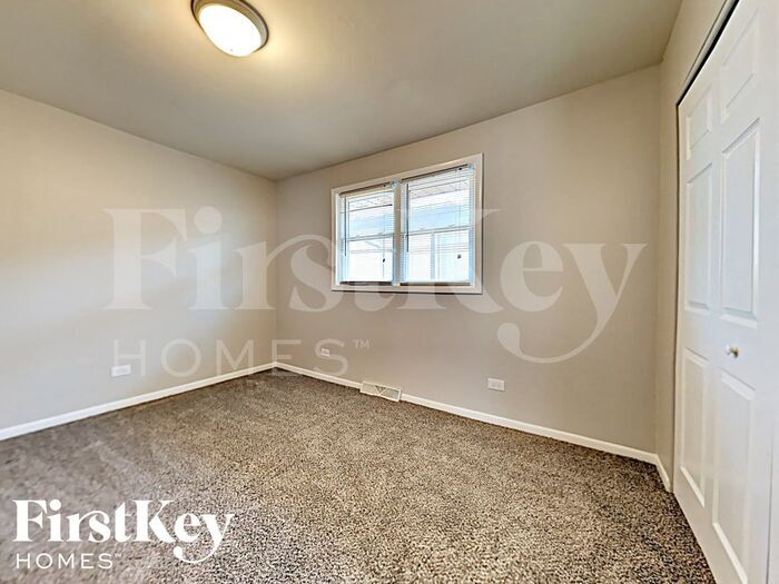 Building Photo - 14725 Memorial Dr