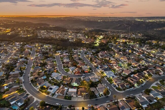 Building Photo - 7630 Andasol St