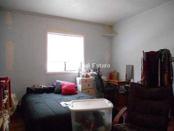 Building Photo - 40 Orchard Rd