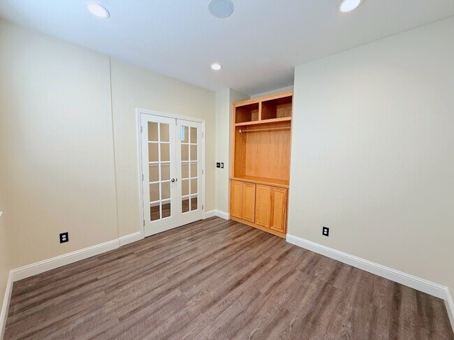 Building Photo - 110 Montage Dr