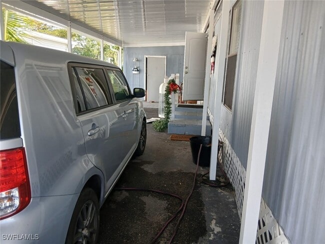 Building Photo - 2105 Cypress Ct