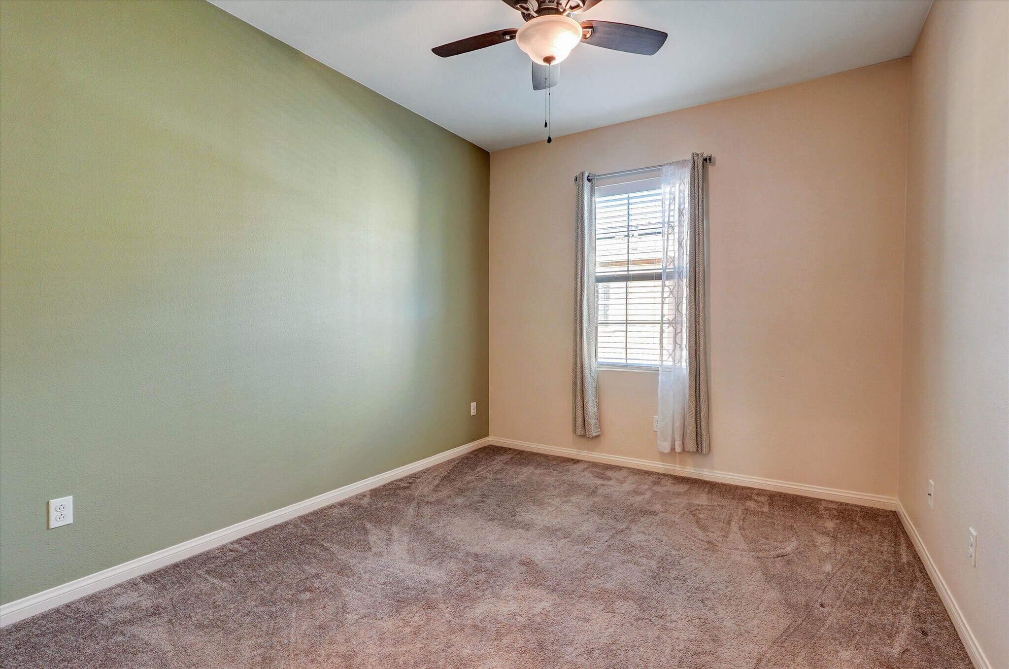 Building Photo - 26417 Choral Ln