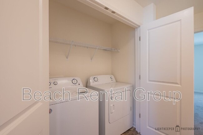 Building Photo - 209 Banbury Ln