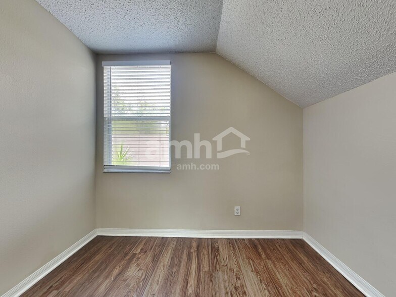 Building Photo - 622 Cape Cod Cir